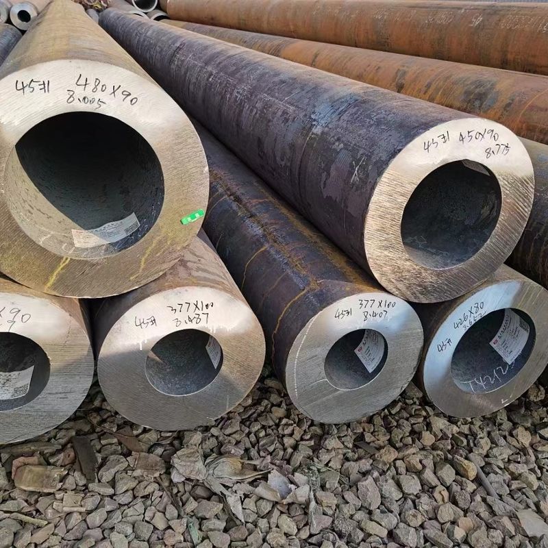 ASTM Metalli Leghe Tubo di acciaio senza saldatura DIN Mediamente duro 12M Automotive Non oleato API